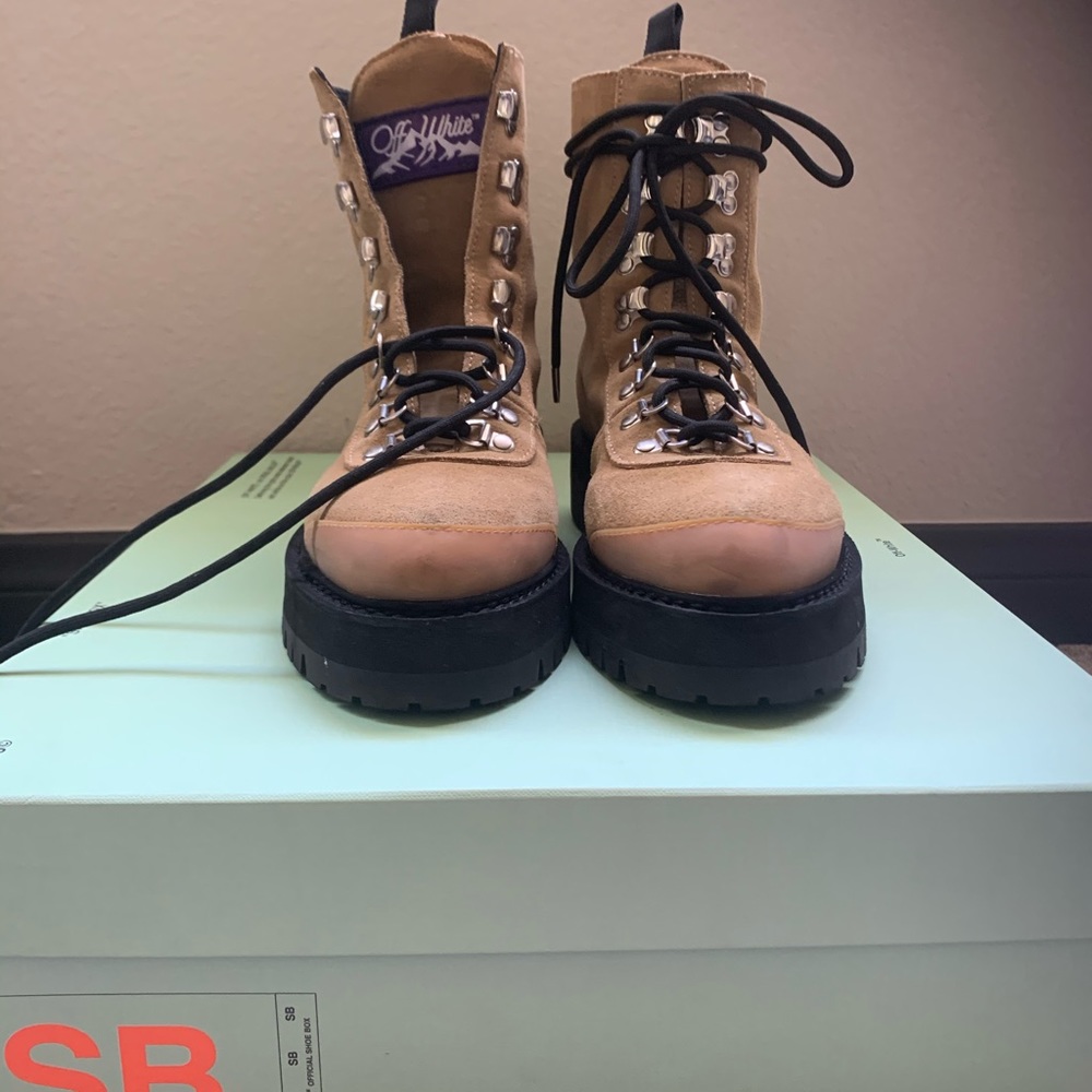 Off-white ankle boots